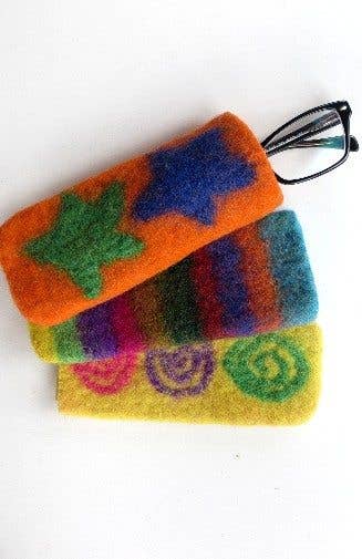 Handfelted Eyeglass Holder Small